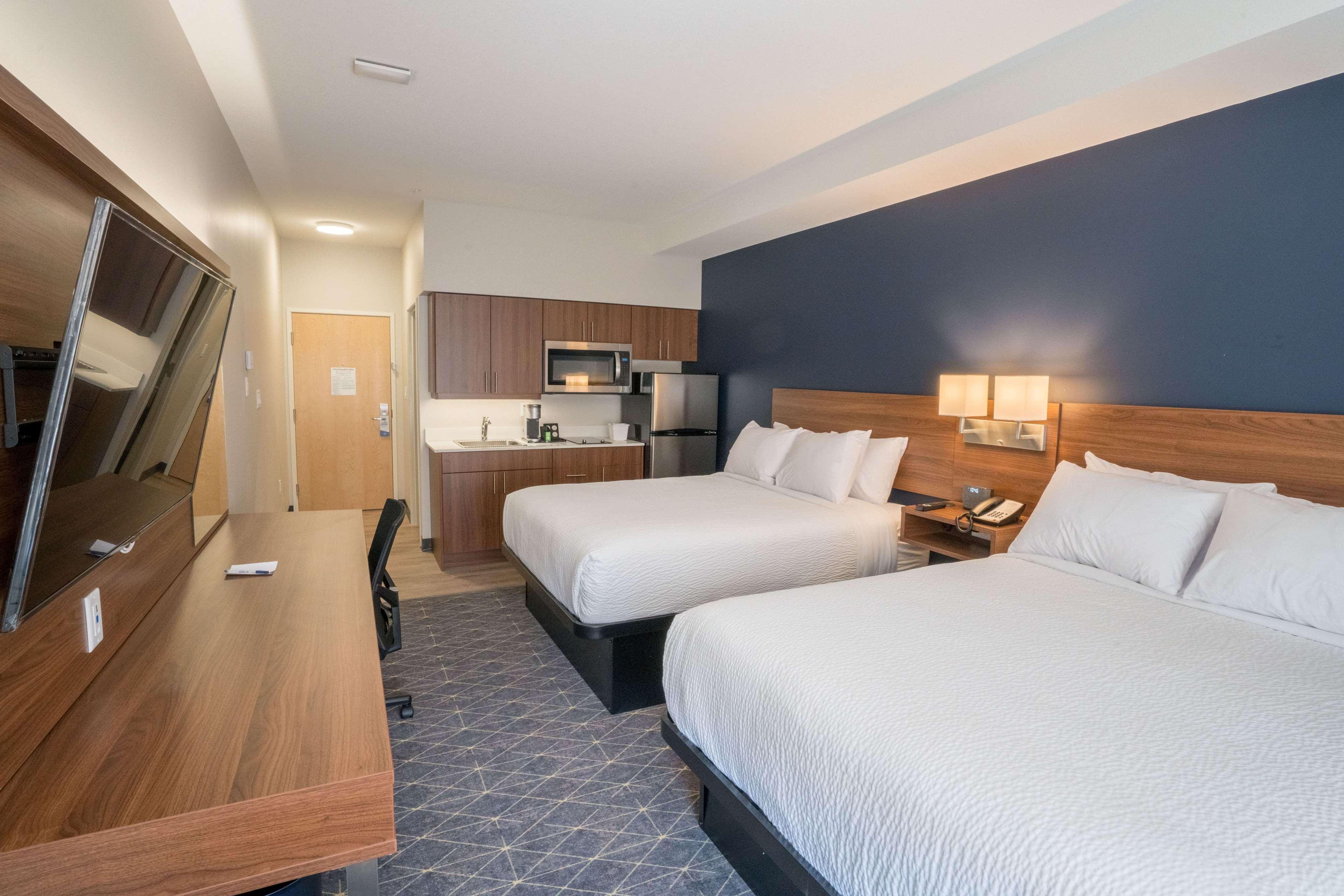 Park Inn By Radisson, Kelowna Exteriér fotografie